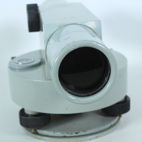CARL ZEISS NI2 AUTOMATIC SURVEY LEVEL WITH CASE - FOR PARTS OR REPAIR - Picture 5 of 12
