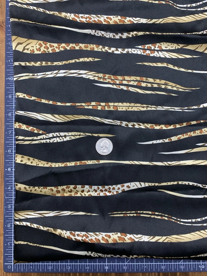 动物印花条纹缎面织物猎豹豹虎斑马 JoAnn 2.5 码 — 第 3/4 张图片