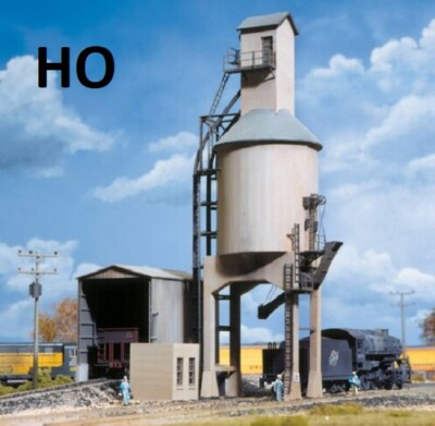 HO Scale - Concrete Coaling Tower & Shed ''Building Kit'' 933-3042