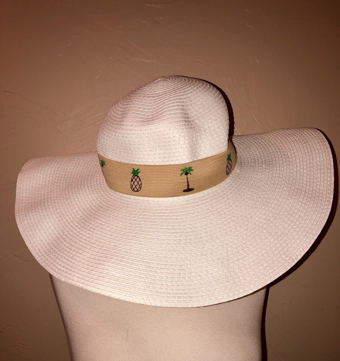 NWT Anthropologie Boho Summer Beach Sun Wide Brim Floooy  display picture 1