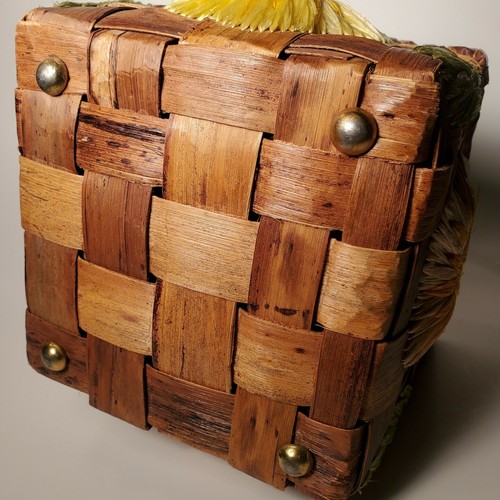 Vintage woven Straw Basket wood handle 3D Embroidery floral square box pail tote - Picture 10 of 10