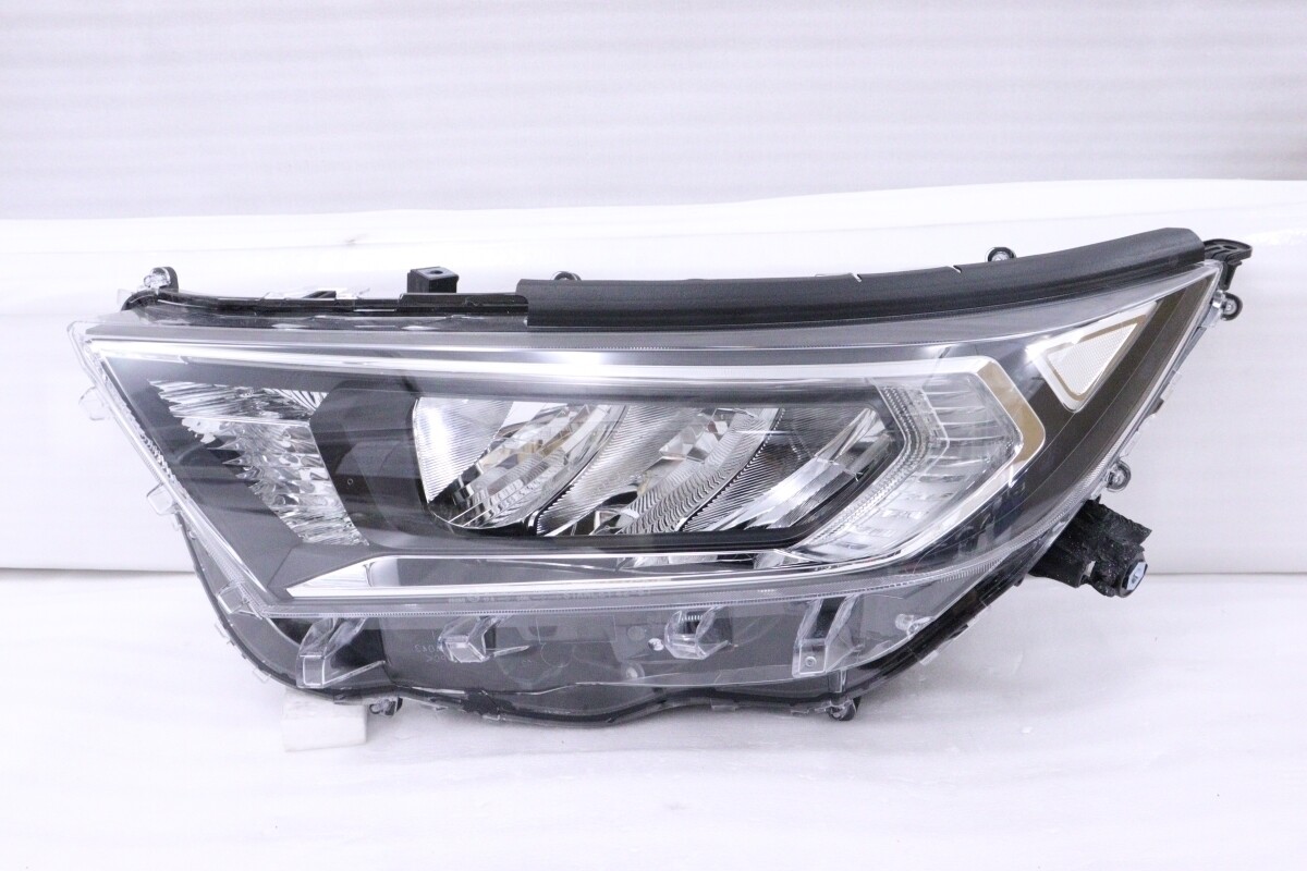 RAV4 MXAA54 左ヘッドライトユニット LED STANLEY42-87 RAV4