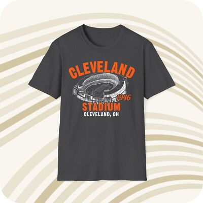 Cleveland Stadium 1946 Classic Cut Football T-Shirt - Cleveland Browns