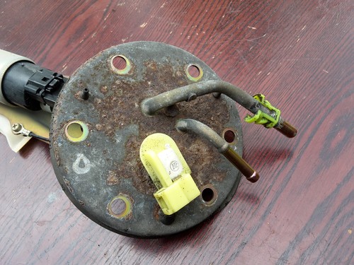Honda Civic Fuel Pump & Holder Cage 1996 - 2001 EJ9 EK EK4 EK9 Type R MK6 - Picture 3 of 5