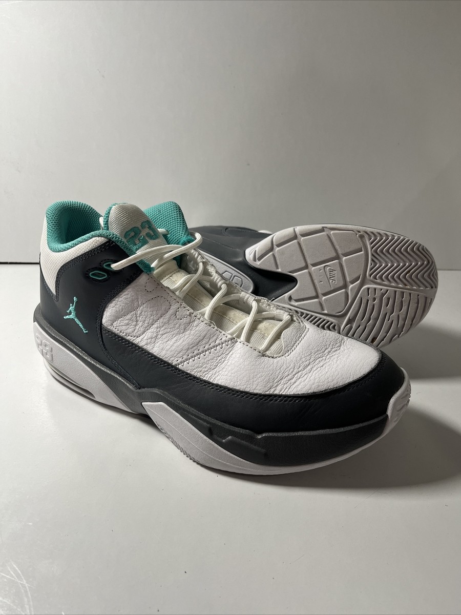 jordan max aura 3 blue