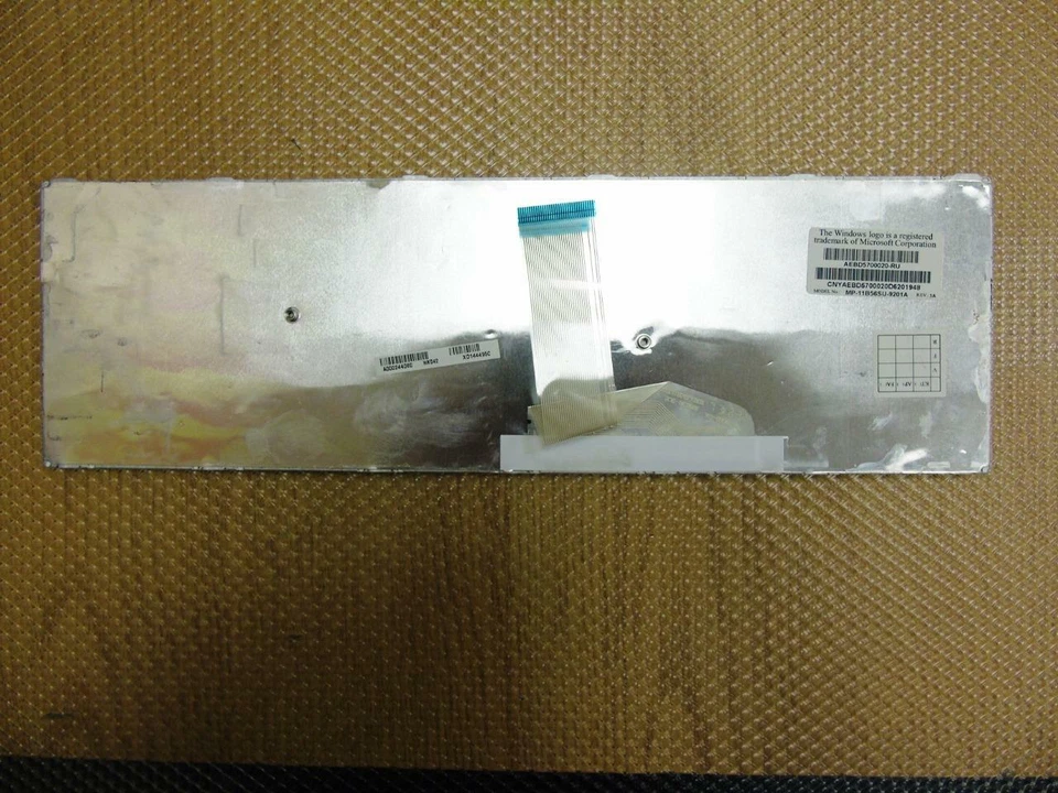 Genuine Toshiba C70-A-M3W Laptop Russian White Keyboard MP-11B56SU-9201A - Image 4 of 4