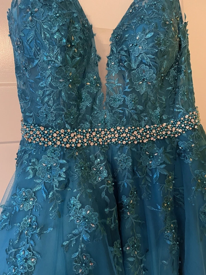 Jovani Prom Dress Formal Dress Pageant Size 14 Teal Blue Like New - Image 2 of 4