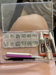 New, Rhinestone And Tool Set With Glue B-7000