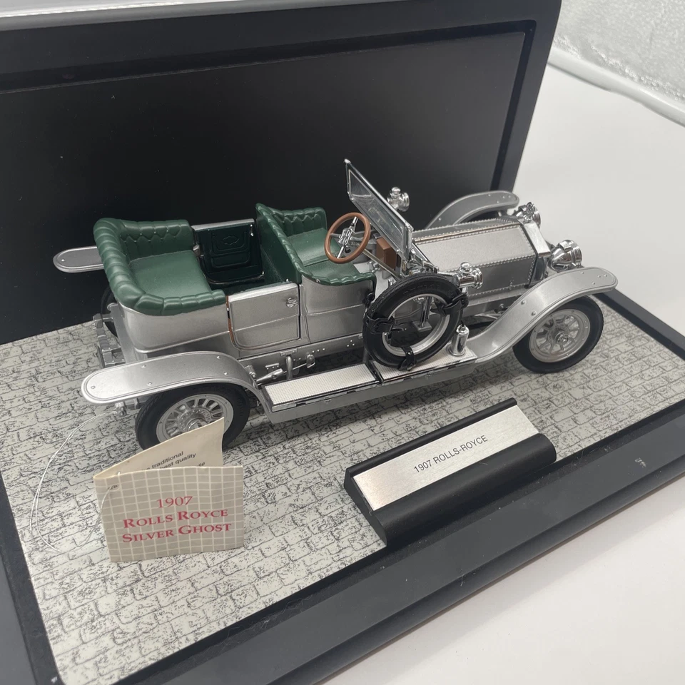 Rolls Royce Silver Ghost Franklin Mint 1907 escala 1/24 modelo diecast en caja Foto 3 de 4