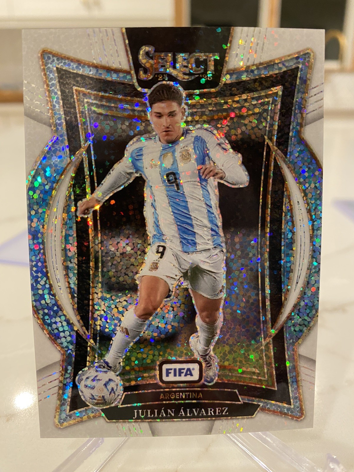 2024-25 Panini Select FIFA JULIAN ALVAREZ Argentina White Sparkle Prizm SSP #59