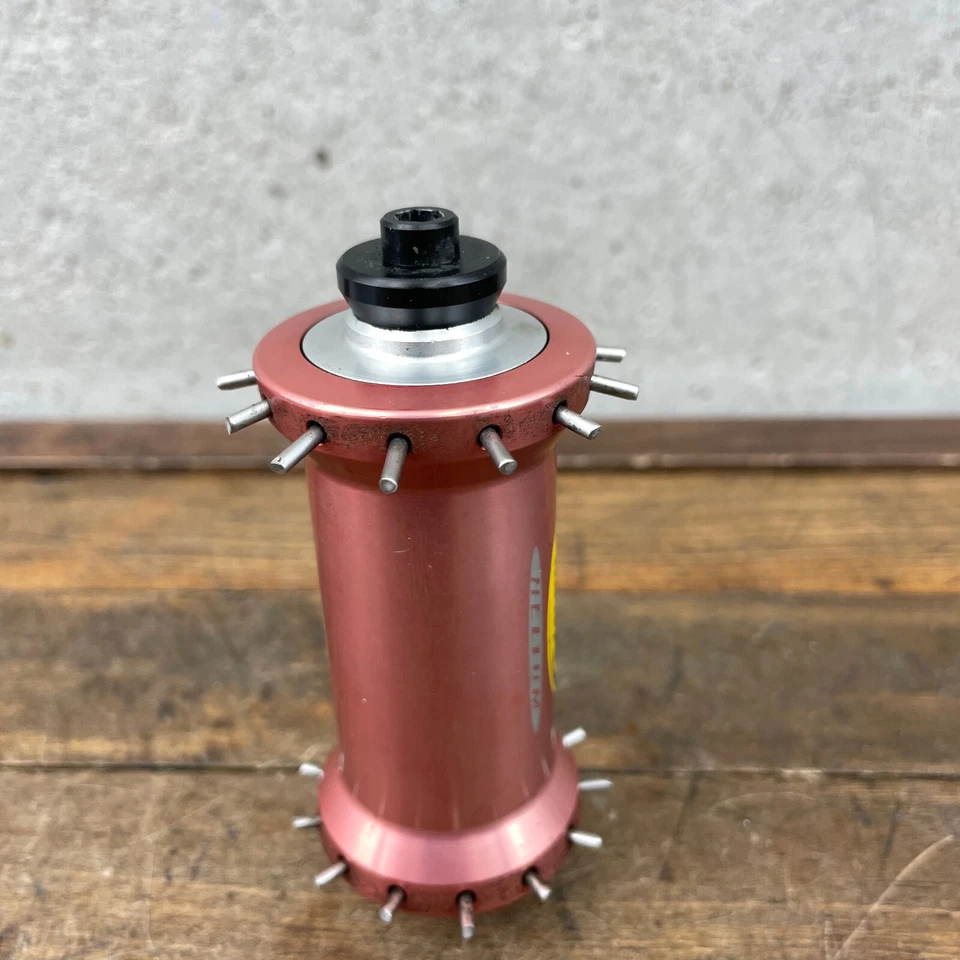 Vintage Mavic Helium Hub 26h 26 Hole Road Front Straight Pull 100 mm Sealed FADE - Image 2 of 4