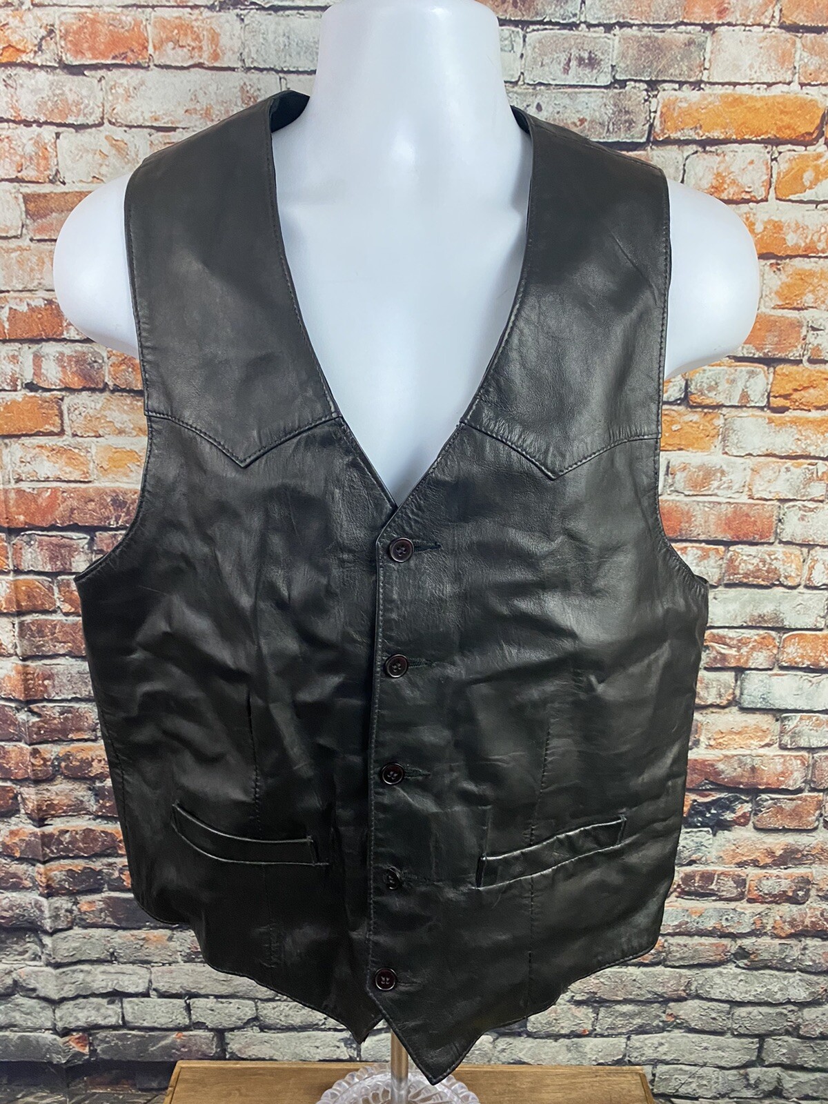 Scully Men's Leather Motorcycle Vest 5Button Sleevel… Gem