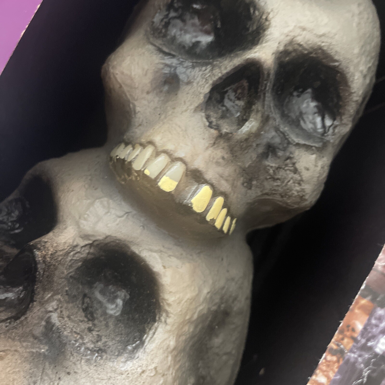 VTG 1999 Halloween The Paper Magic Group Stacked Skull Blow Mold Light Up