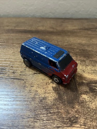 1975 Hot Wheels Redline Cutoff Canyon Blue Red Chevy Super Van
