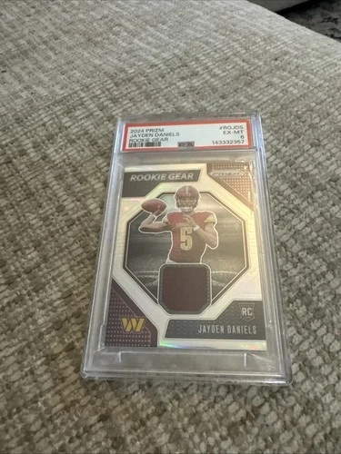 2024 Panini Prizm Rookie Gear Jayden Daniels #RGJDS PSA 6