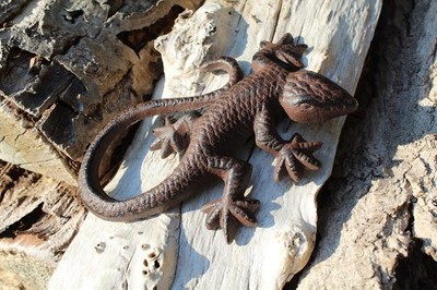 Eidechse Gusseisen antikbraun Salamander Gecko Gartenfigur Dekofigur Gartendeko