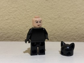 LEGO Batman 2006 Cat-Woman and Motorcycle from 7779