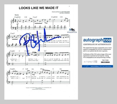 BARRY MANILOW AUTOGRAPH SIGNED SHEET MUSIC 8X10 PHOTO LOOKS LIKE WE MADE IT ACOA