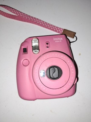 Fujifilm Instax Mini 9 Instant Film Camera Pastel Pink with Wrist Strap