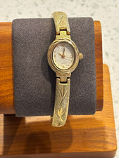 Vintage Benrus Women’s Quartz Watch Gold Tone Engraved Bangle Bracelet BNM38
