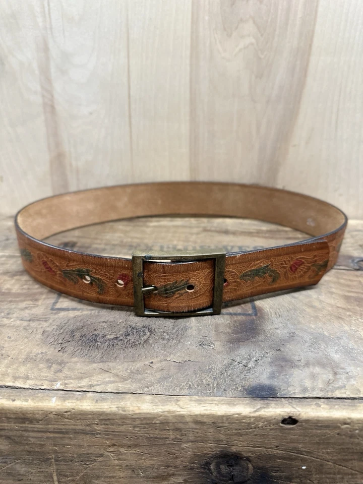 Vintage Tooled Leather Belt Dyed Roses 25-28 Inch Waist Replaceable Brass Buckle - Image 2 of 4