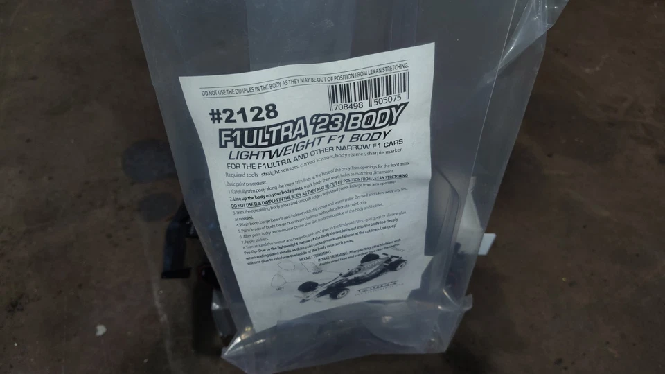 Exotek R5 Ultra CW con todas las piezas opcionales ruedas y carrocería Foto 4 de 4