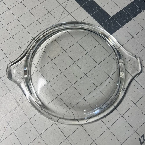 PYREX Glass CLEAR Tab Handle LID Only CASSEROLE Vintage #470-C Handle Has A Chip