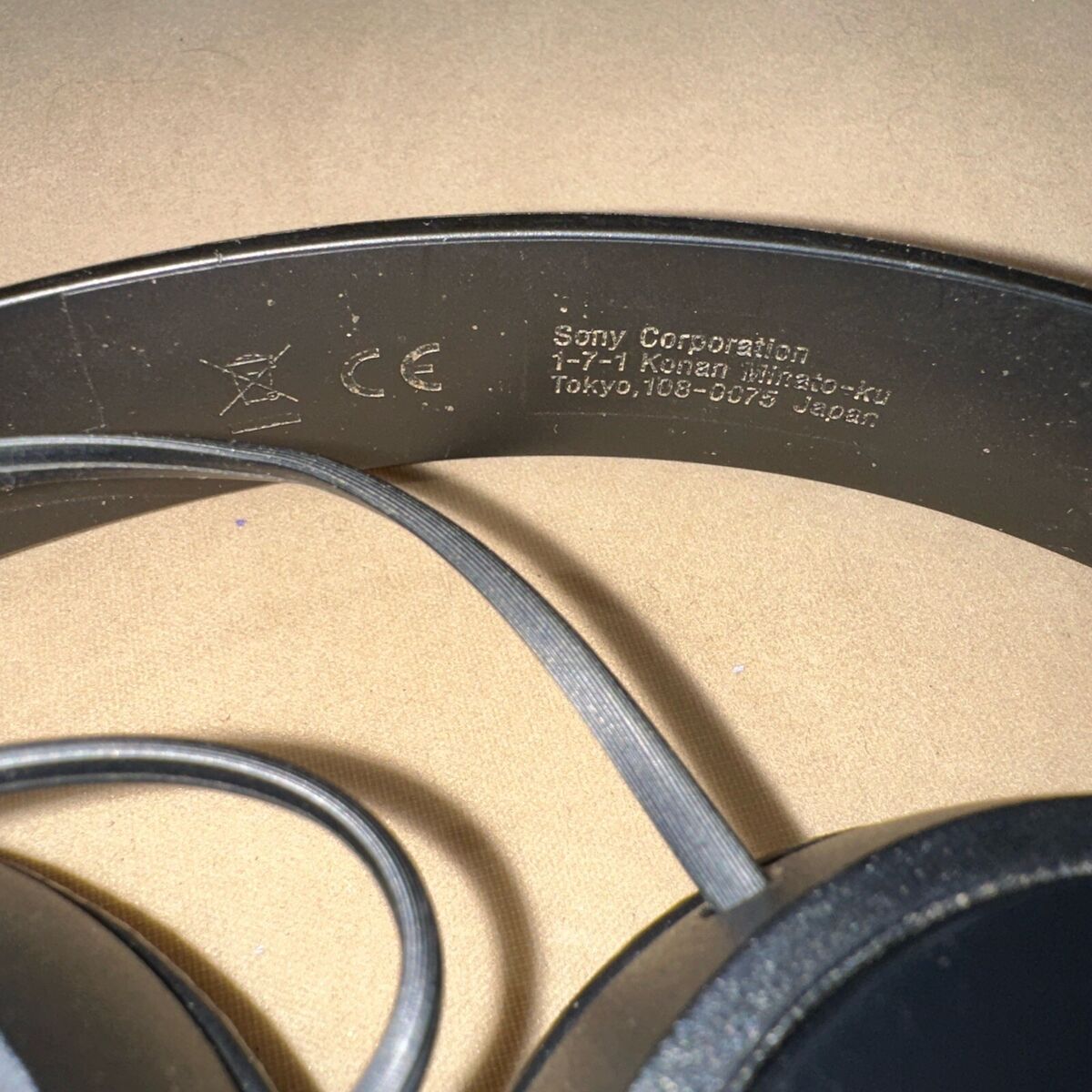 Sony 1-7-1 Konan Minato-Ku Black Wired Over-The-Ear Sony 1-7-1 Konan Minato-Ku Black Wired Over-The-Ear