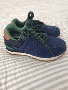 new balance five seven four