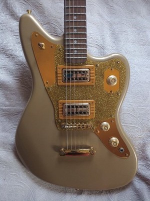 SQUIER Contemporary Jaguar HH ST Shoreline Gold