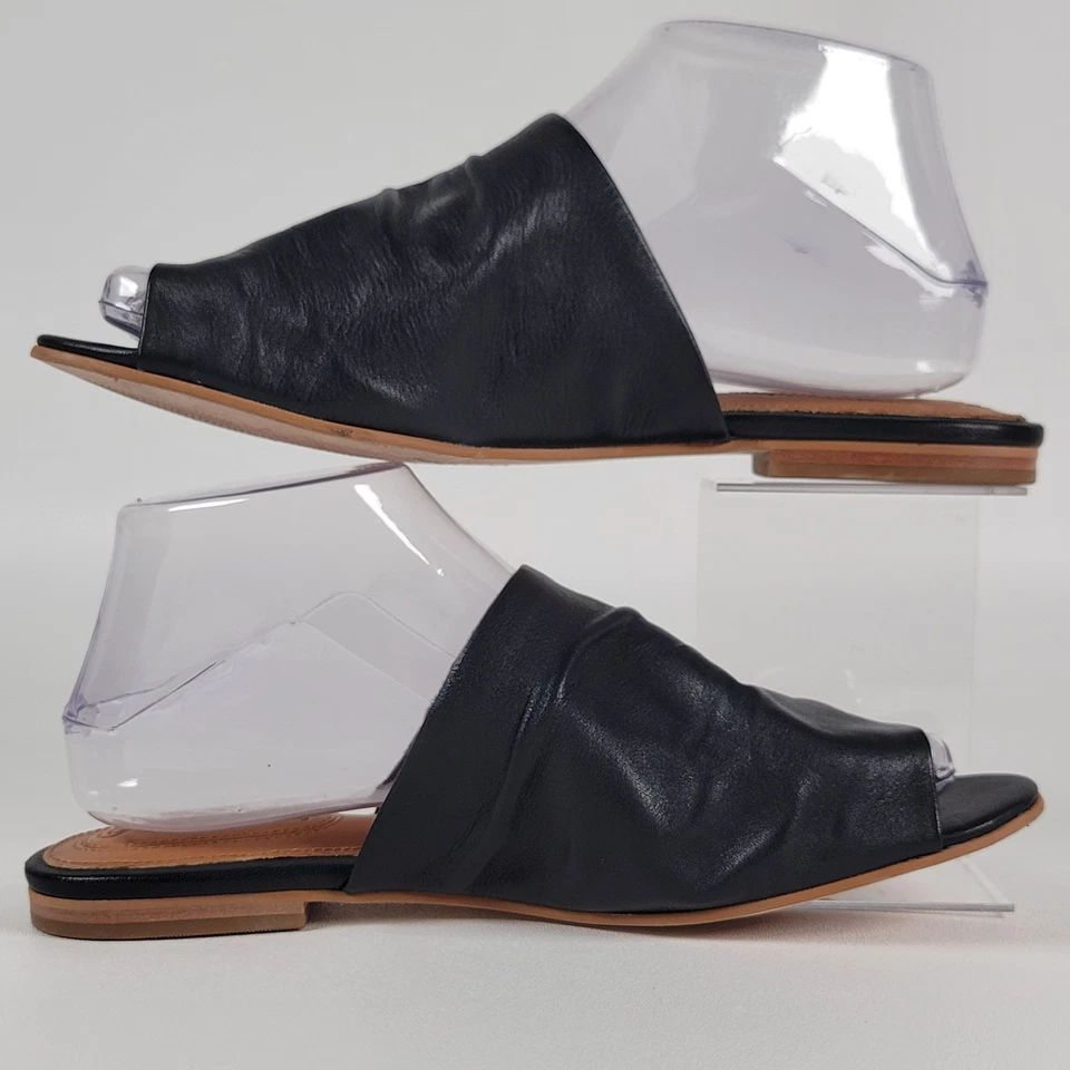 Sandalia Corso Como Harisya Slide, Cuero Negro, Mujer Talla 8M / 38.5 Foto 4 de 4