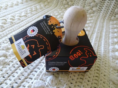 RBV Birkmann Wooden Cookie Stamp Stamper with 3 Halloween Stamper Images NEW