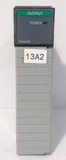 Allen-Bradley 1746-NO4V, Ser/A  SLC 500 ANALOG OUTPUT MODULE