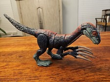Jurassic World Dominion Sound Slashin Therizinosaurus Dinosaur Action Figure