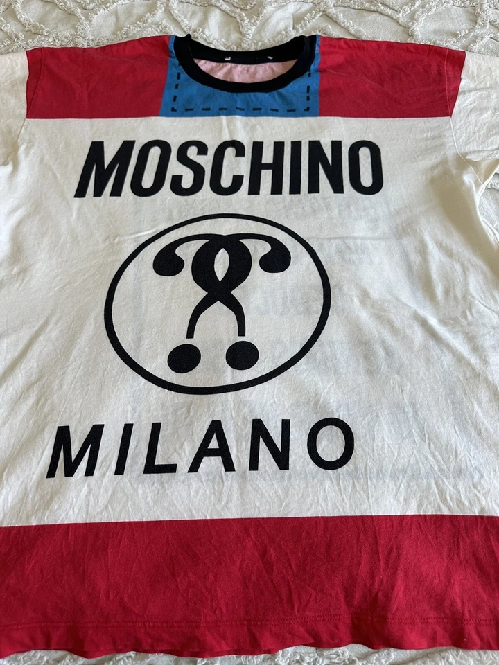 Moschino Milano Logo t-shirt Sz M Vintage Red White Blue Men Unisex Color block - Image 4 of 4
