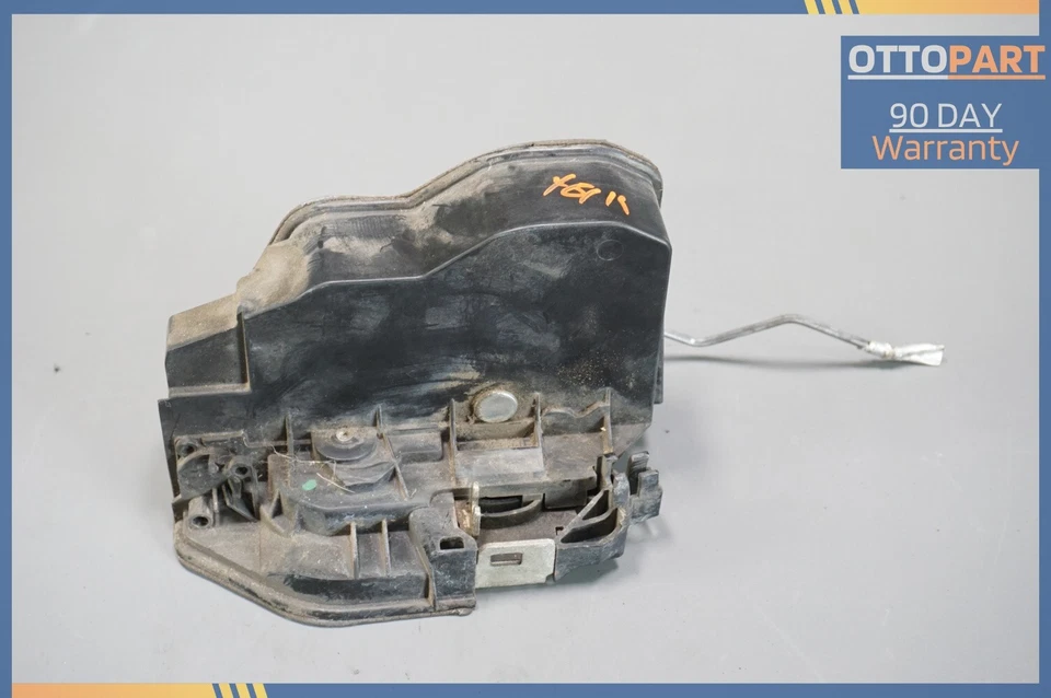 Оригинальный механизм привода замка правой передней двери 2004-2007 BMW Z4 - Изображение 2 из 4