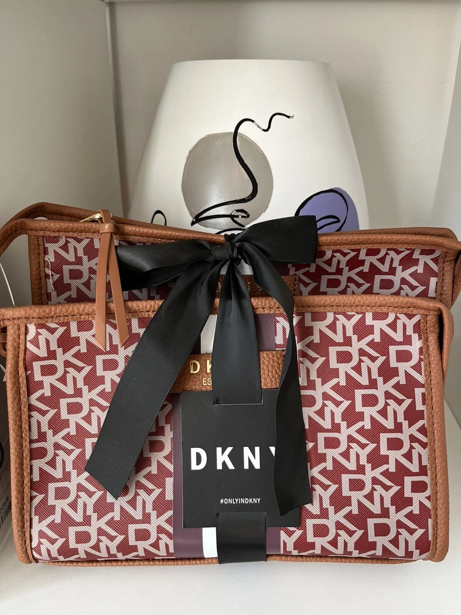 Dkny Makeup Bag Sets Best Sale innoem.eng.psu.ac.th