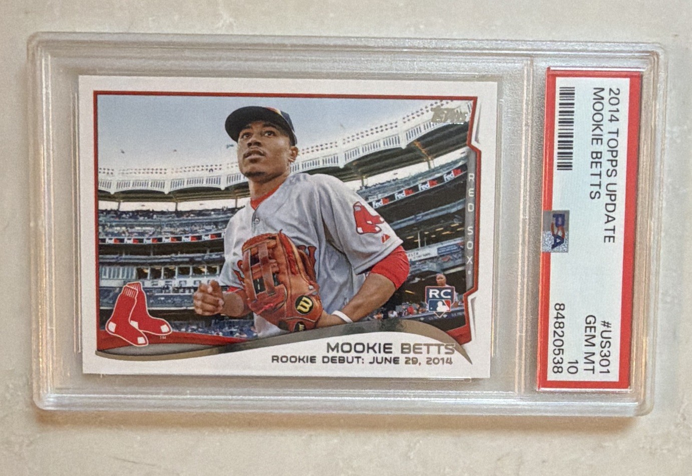 Topps 2014 Topps Update Mookie Betts #US-301 RC Red Sox PSA 10 Card