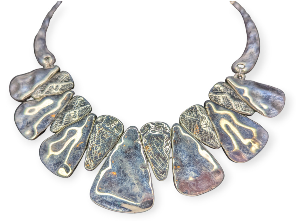 Silver Tone Statement Neckace with Triangle Desig… - image 10