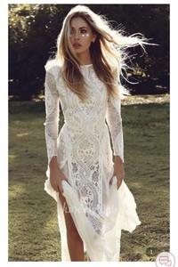 Boho Lace Wedding Dresses Straight Boat Neck Long Sleeve Sexy V-Back Bridal Gown