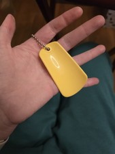 Vtg Tupperware 1225 Yellow Shoe Horn New Old Stock with ball chain keychain