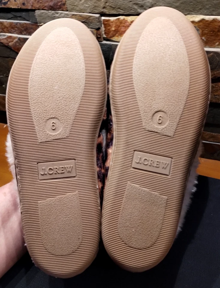 Zapatillas de mocasín forradas de piel J Crew para mujer 6 zapatos de casa de leopardo Foto 3 de 4