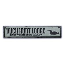 Duck Hunt Lodge Sign, Duck Hunter Gift -Distressed Wooden Sign