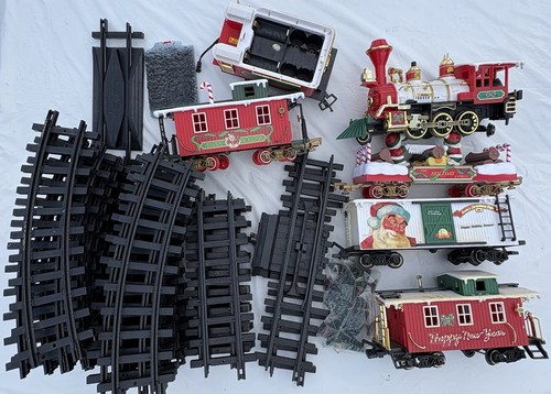 1986 New Bright Holiday Express Train G Scale Gold Handrail Locomotive W/EXTRAS!