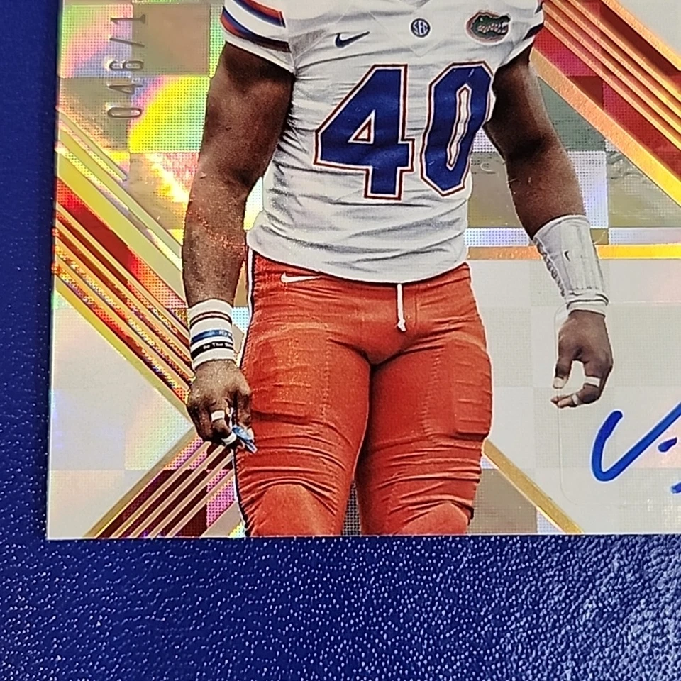 2017 Donruss Elite Elite Rookie Auto Red 046/199 Jarrad Davis #RA24 Auto RC - Image 3 of 4