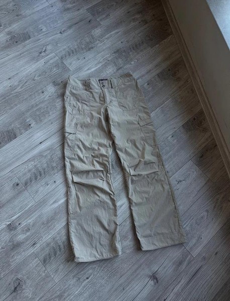 Women Arc'teryx Trousers Beige 36 / S / 44