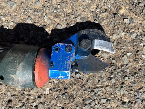 Greenlee cable cutter 1 battery ES20x - Picture 5 of 5