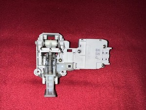 Türverriegelung - Schloss für Waschmaschine Bosch WOF 1610 EU Originalteil