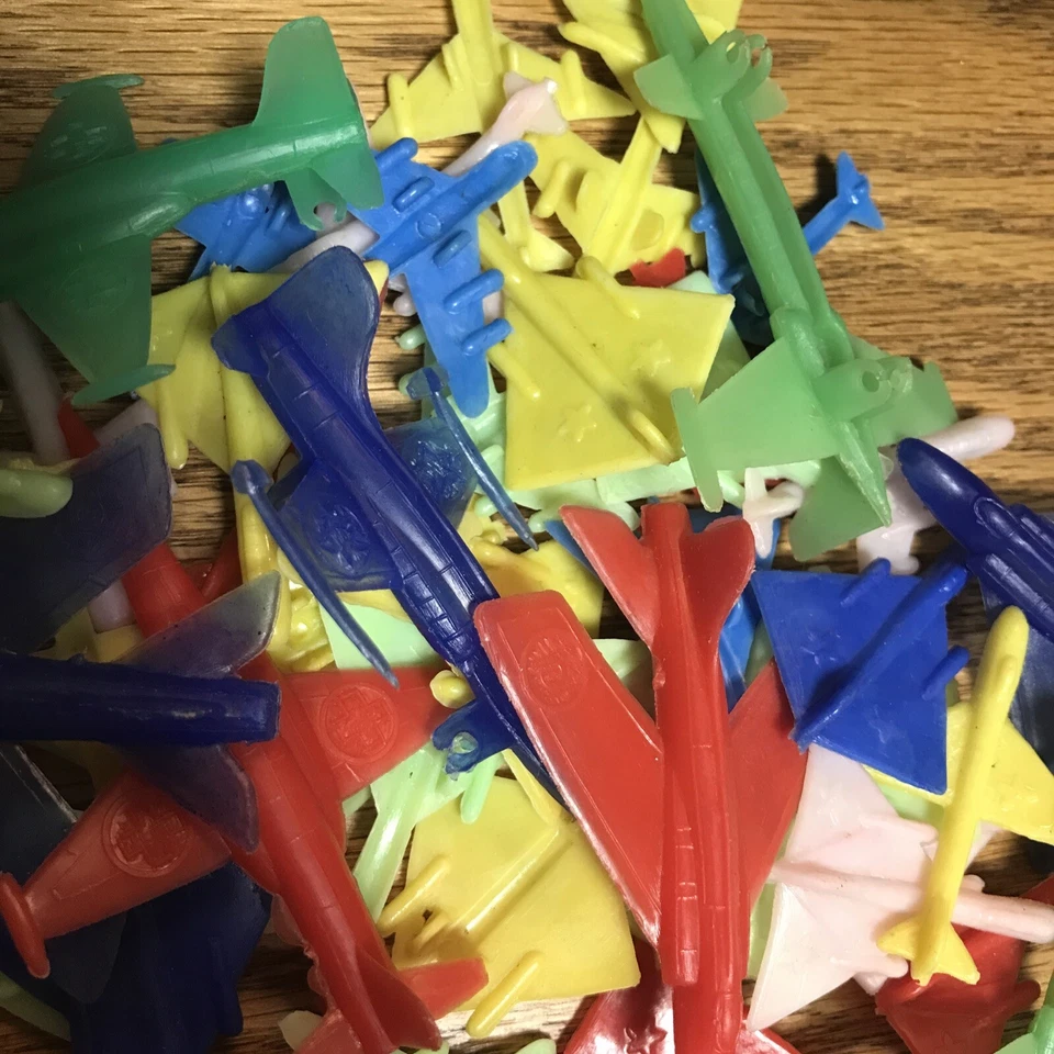 Пластиковые накладки на торт без шасси 1950-е лот товаров для вечеринок самолетов - Изображение 3 из 4