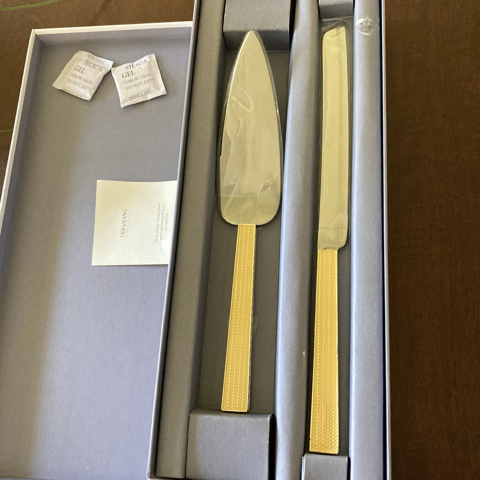Vera Wang Wedgwood ~ With Love ~ Gold 2-Piece Cake Serving Set~NIB - Image 4 of 4